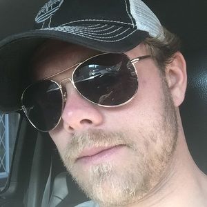 Meet your Posher, Andrew